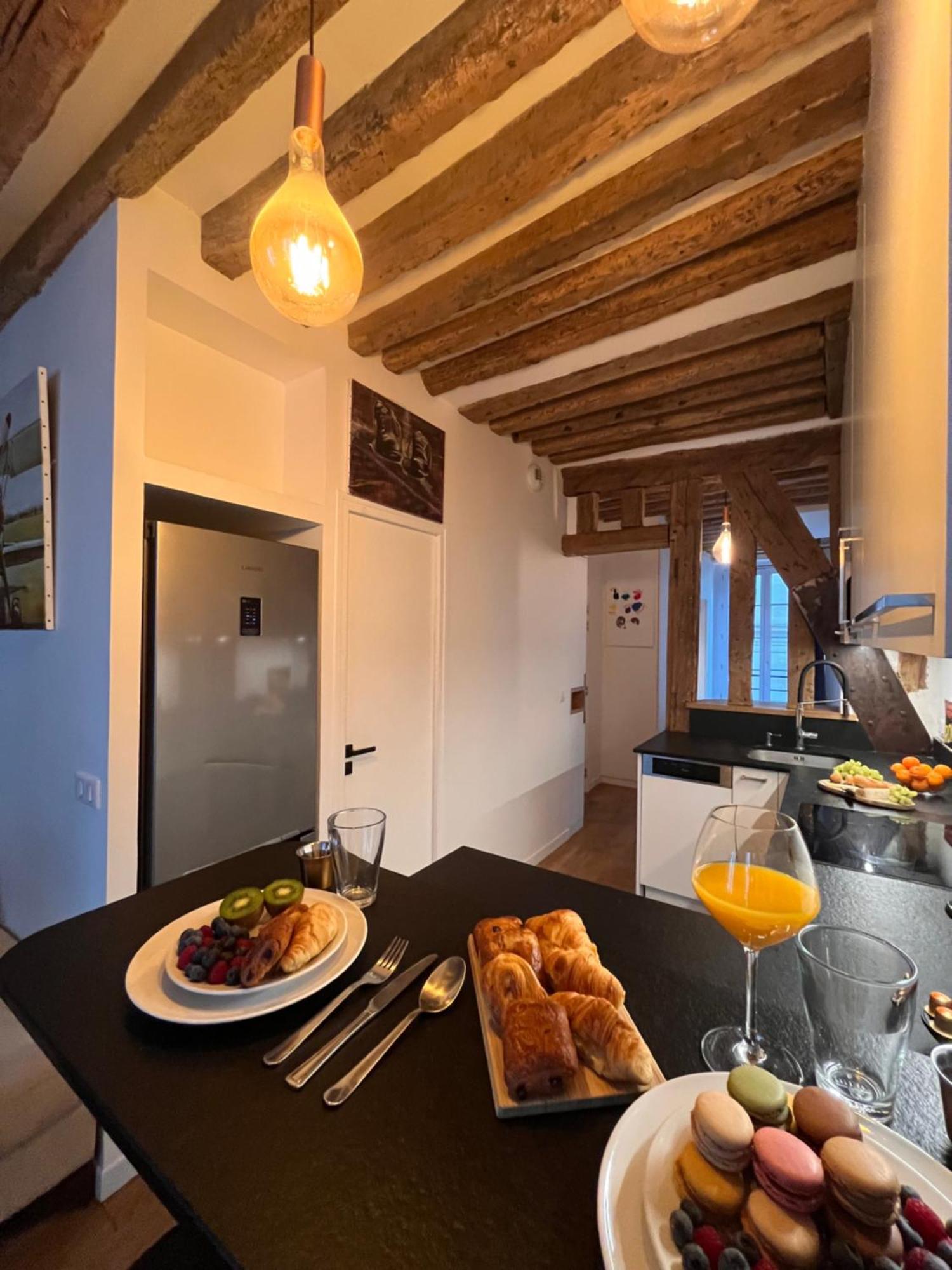 Appartement A Saint-Paul En Plein Coeur Du Marais 4 Pers Paříž Exteriér fotografie